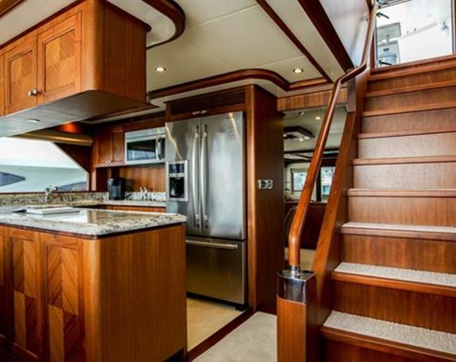 85' Ocean Alexander Luxury Yacht 9