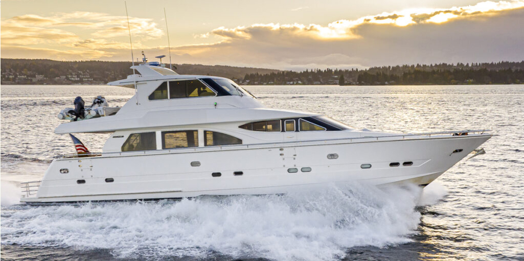 80-horizon-luxury-yacht-